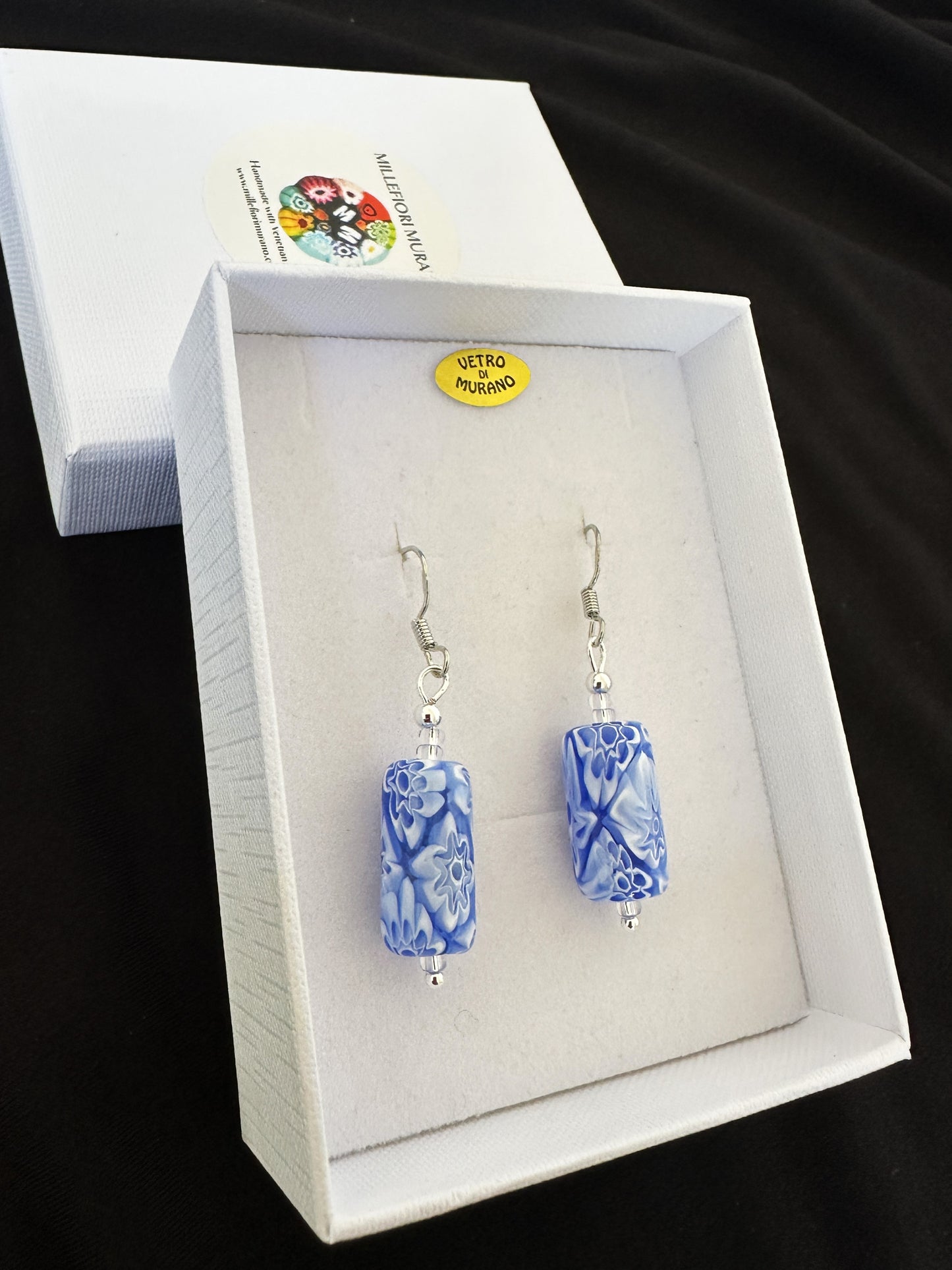 Loving Alien flower tube earrings