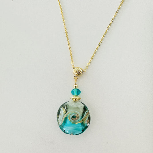 Mare swirl pendant